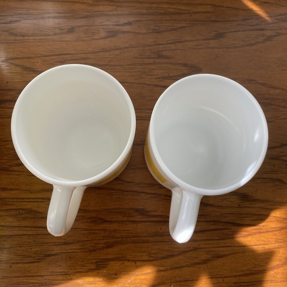 Lot of 2 Arcoroc ARC France Brush Spring Yellow Mugs Cups 3.5" tall 8 oz - Picture 3 of 6